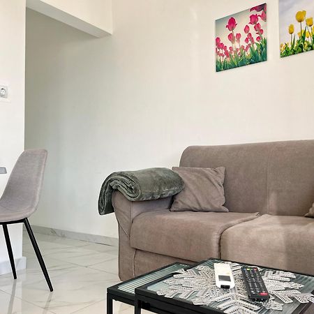Marina Apartments Msida Bagian luar foto
