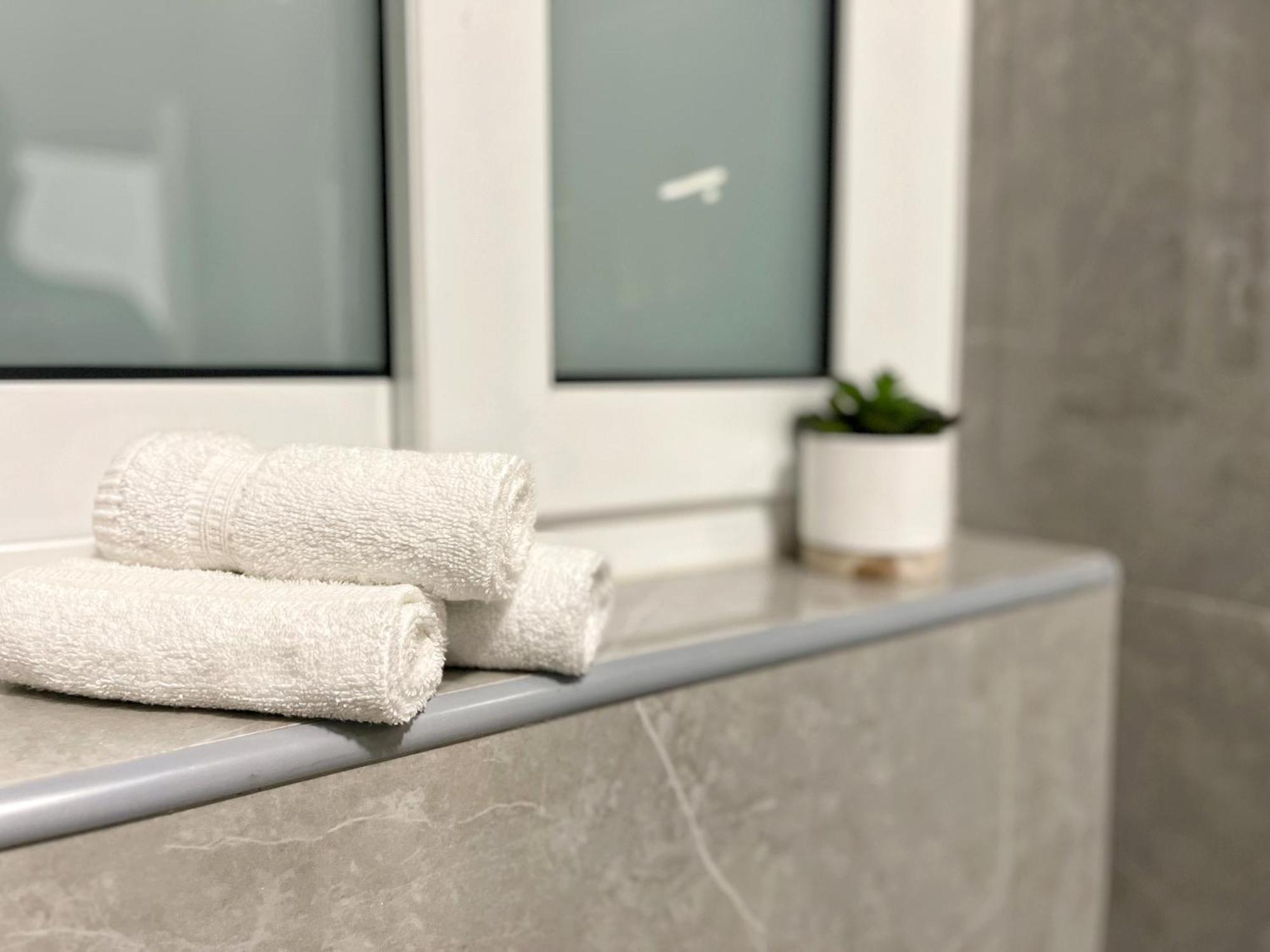 Marina Apartments Msida Bagian luar foto