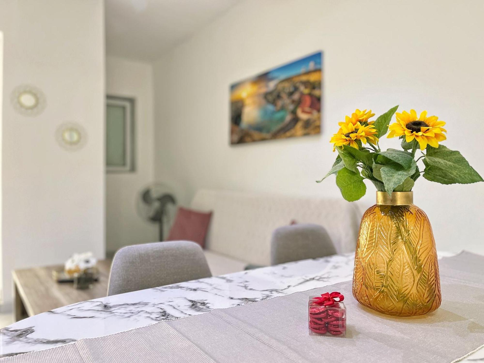 Marina Apartments Msida Bagian luar foto