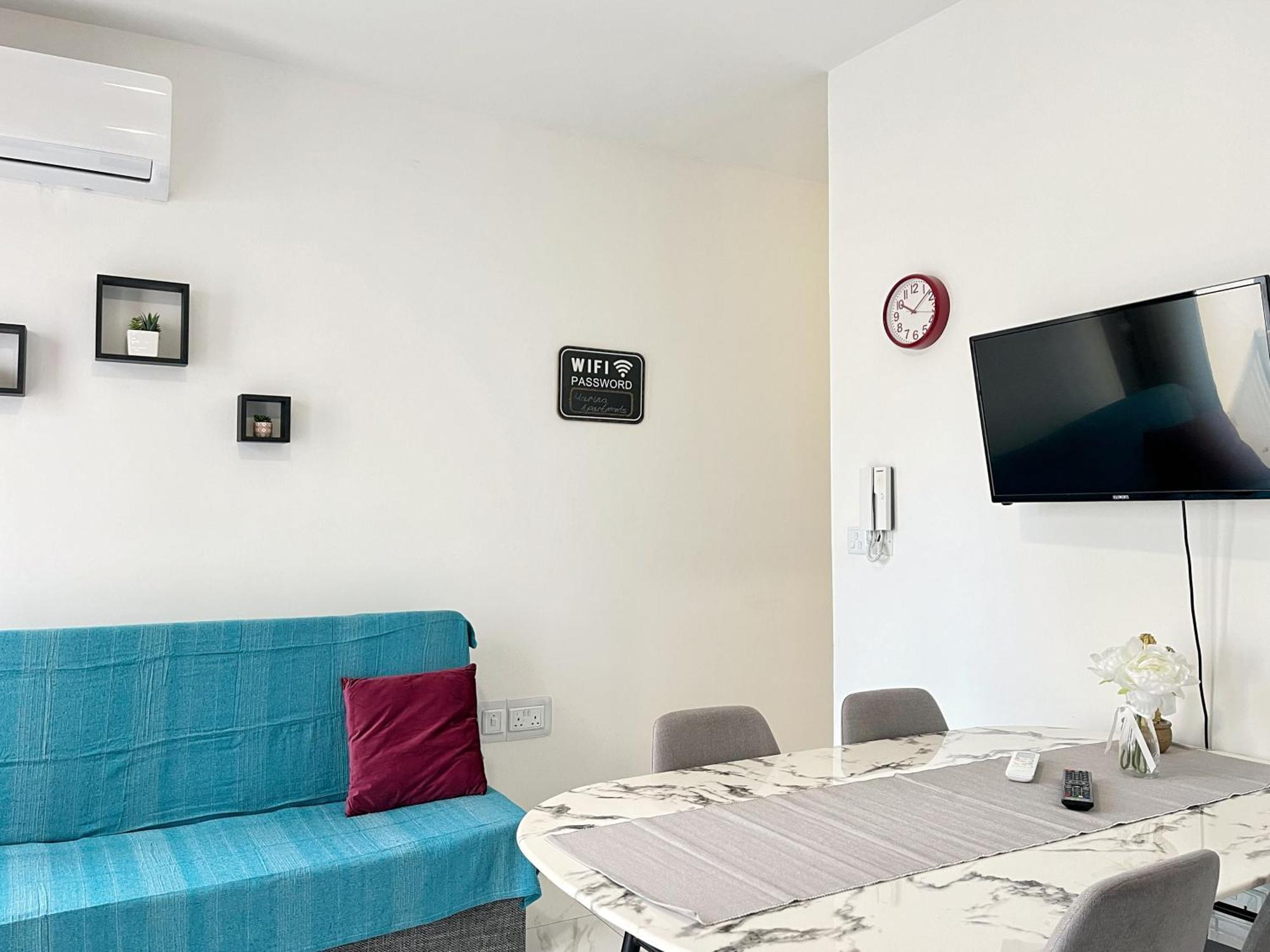 Marina Apartments Msida Bagian luar foto