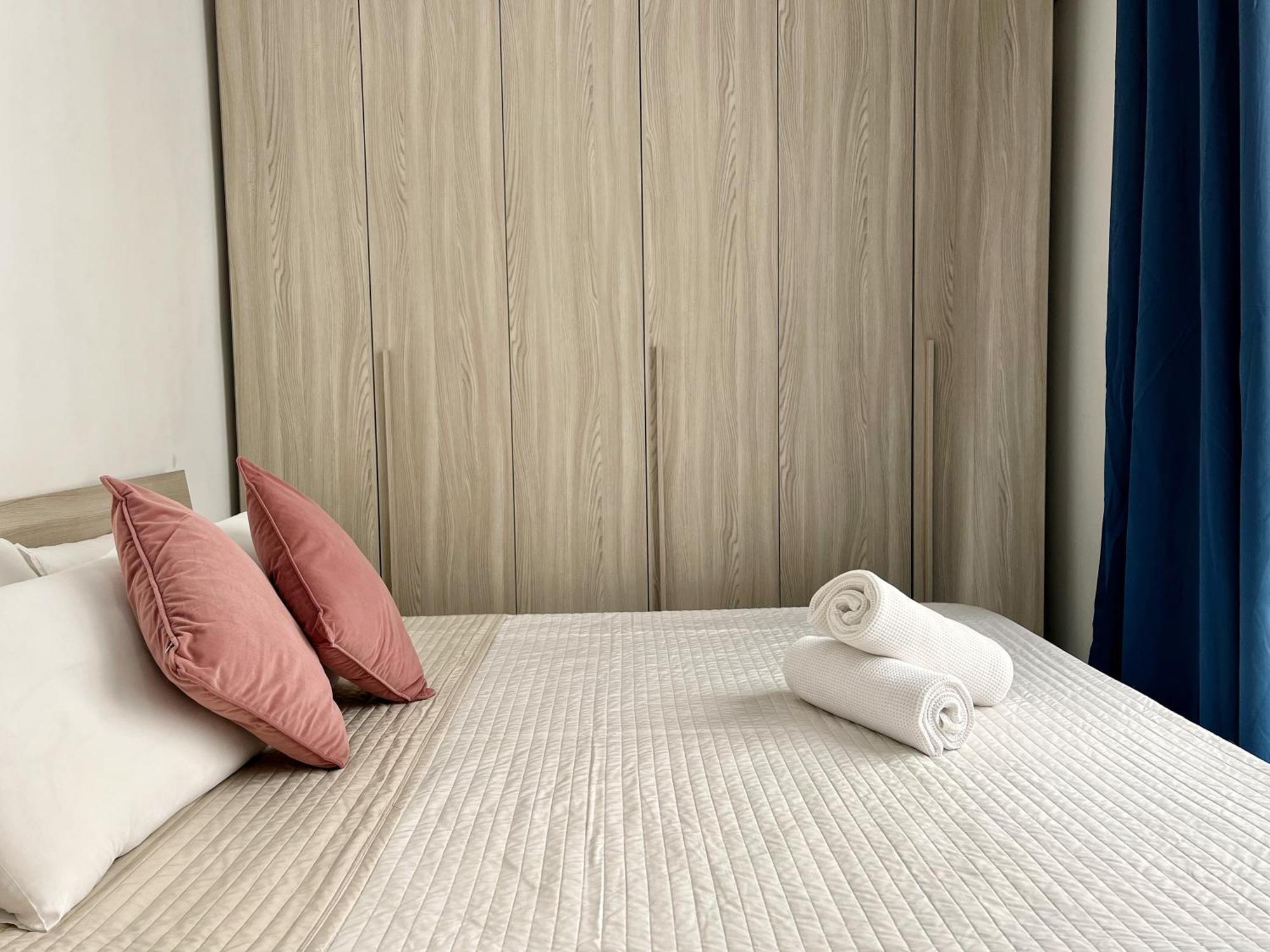 Marina Apartments Msida Bagian luar foto